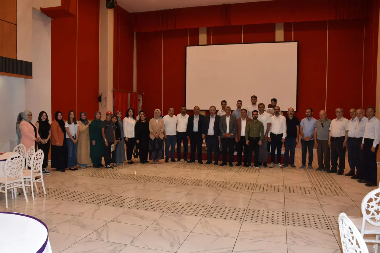 Gümüşhane’de "Yeşil Dönüşüm ve İklim Farkındalığı Programı" düzenlendi