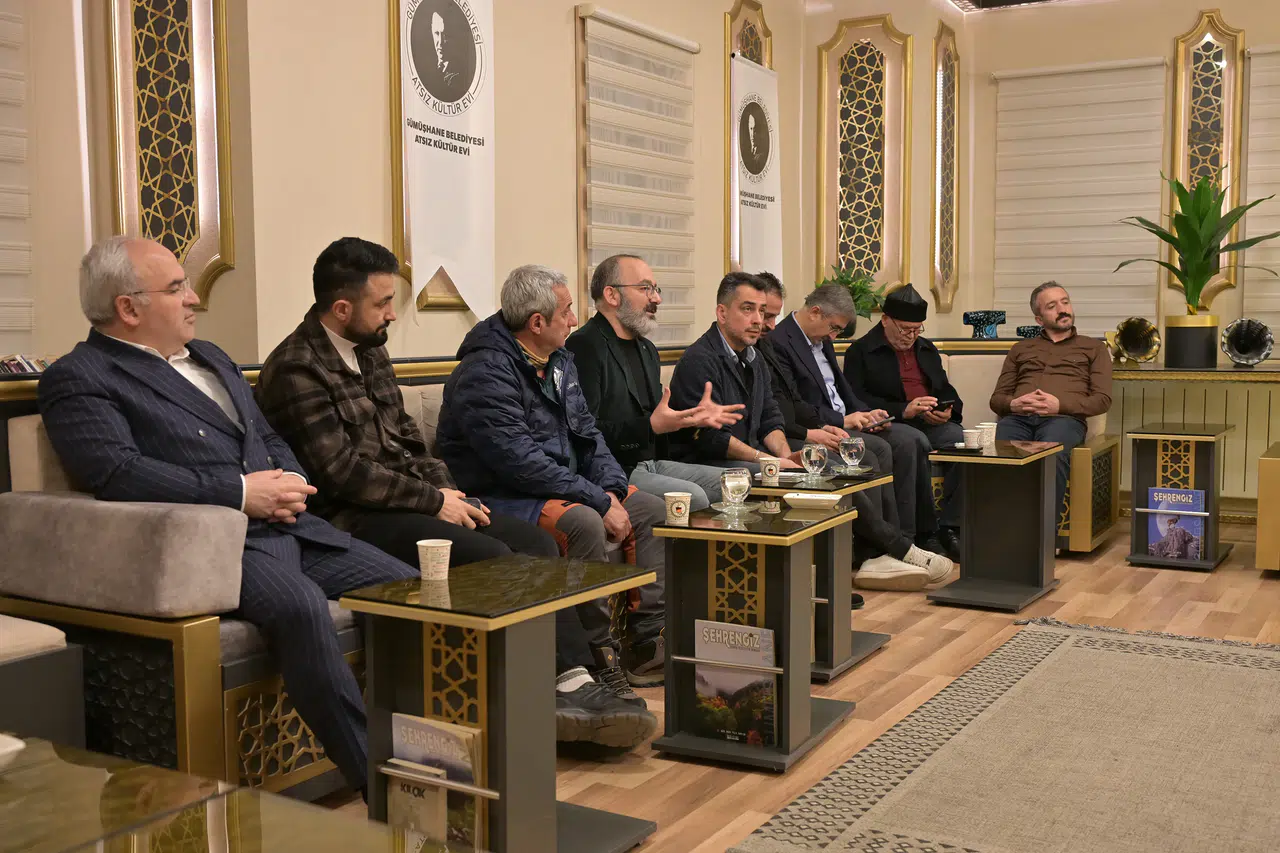 "Hazine Değil, Tarih Fışkırıyor!" Gümüşhane’nin 'Kayıp Santa'sı ve bilinmeyen rotaları masaya yatırıldı