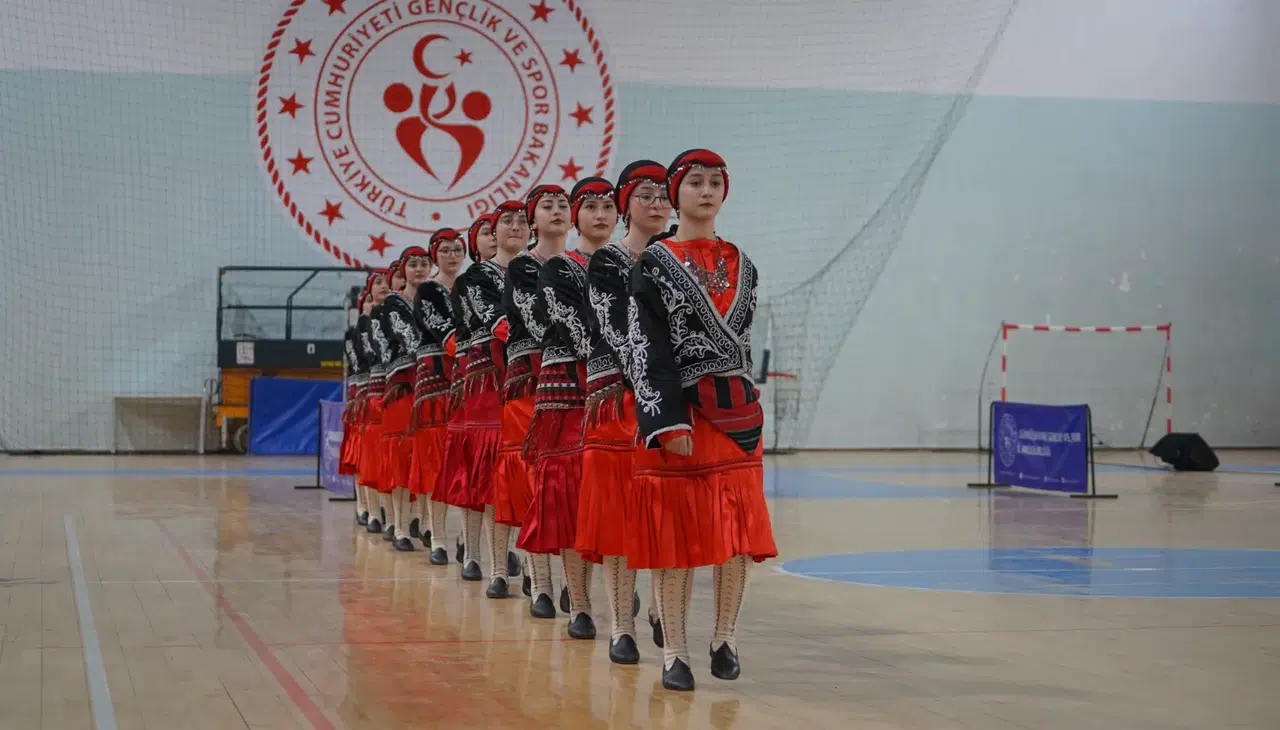 Gümüşhane’de Halk Oyunları Kültür Şöleni: 2026 THOF Kulüpler Arası Yarışmaları Tamamlandı