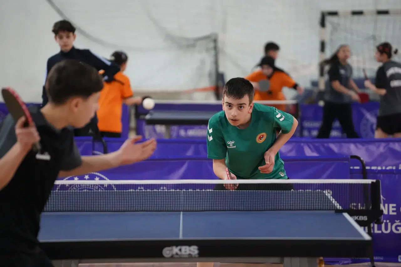 Raketler Gümüşhane’de Konuştu: Bölge Şampiyonları Belli Oldu