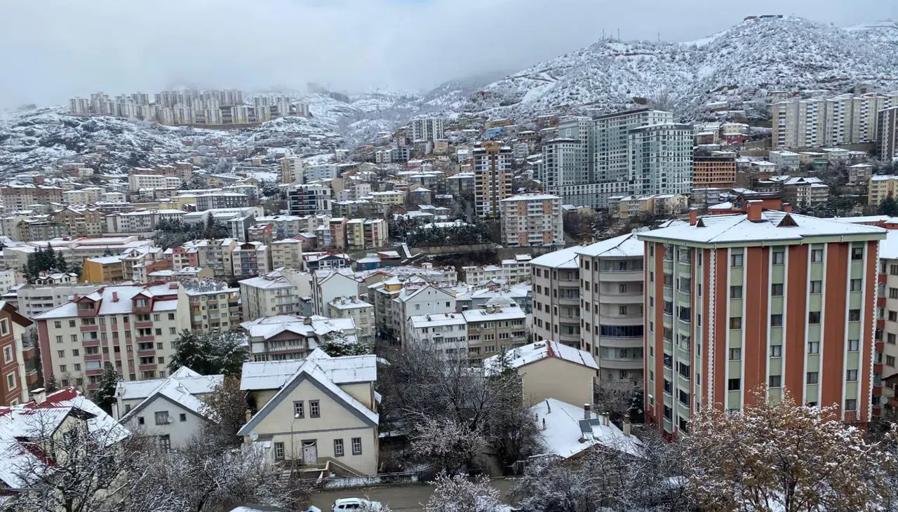 Gümüşhane’de Nisan Karı: Meteoroloji’den Zirai Don Uyarısı