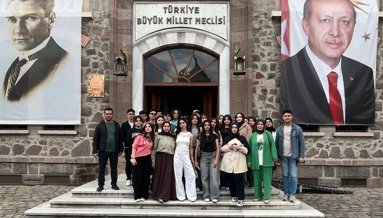 Gümüşhaneli Öğrenciler Ankara'da Teknolojinin Kalbine İndi: TUSAŞ ve Külliye'ye Büyük Çıkarma!
