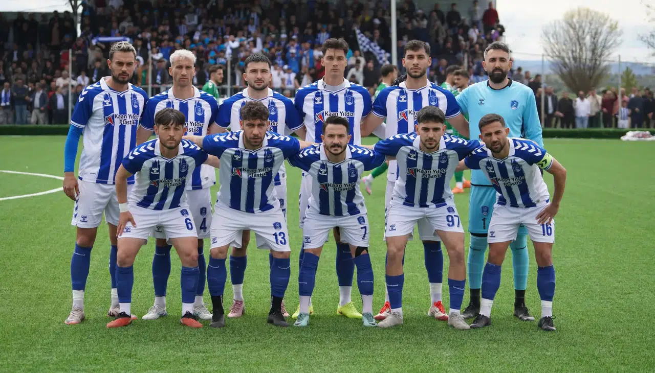 Şiran'da tarihi gün! Sivasgücü'nü 3 golle deviren temsilcimiz finale uçtu