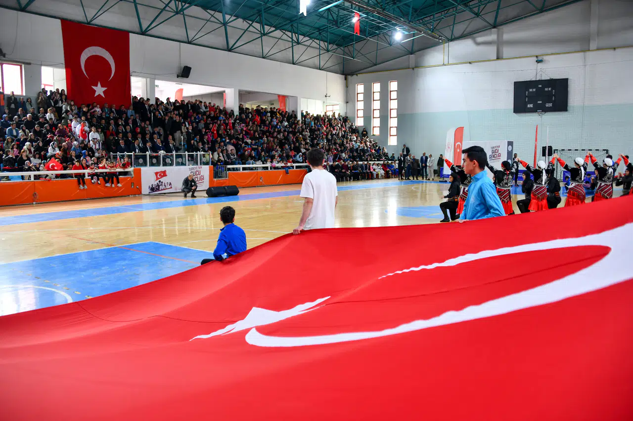 Gümüşhane’de 19 Mayıs Coşkusu: 107 Yıllık Gurur Aydın Doğan Spor Salonu’nda Yaşandı