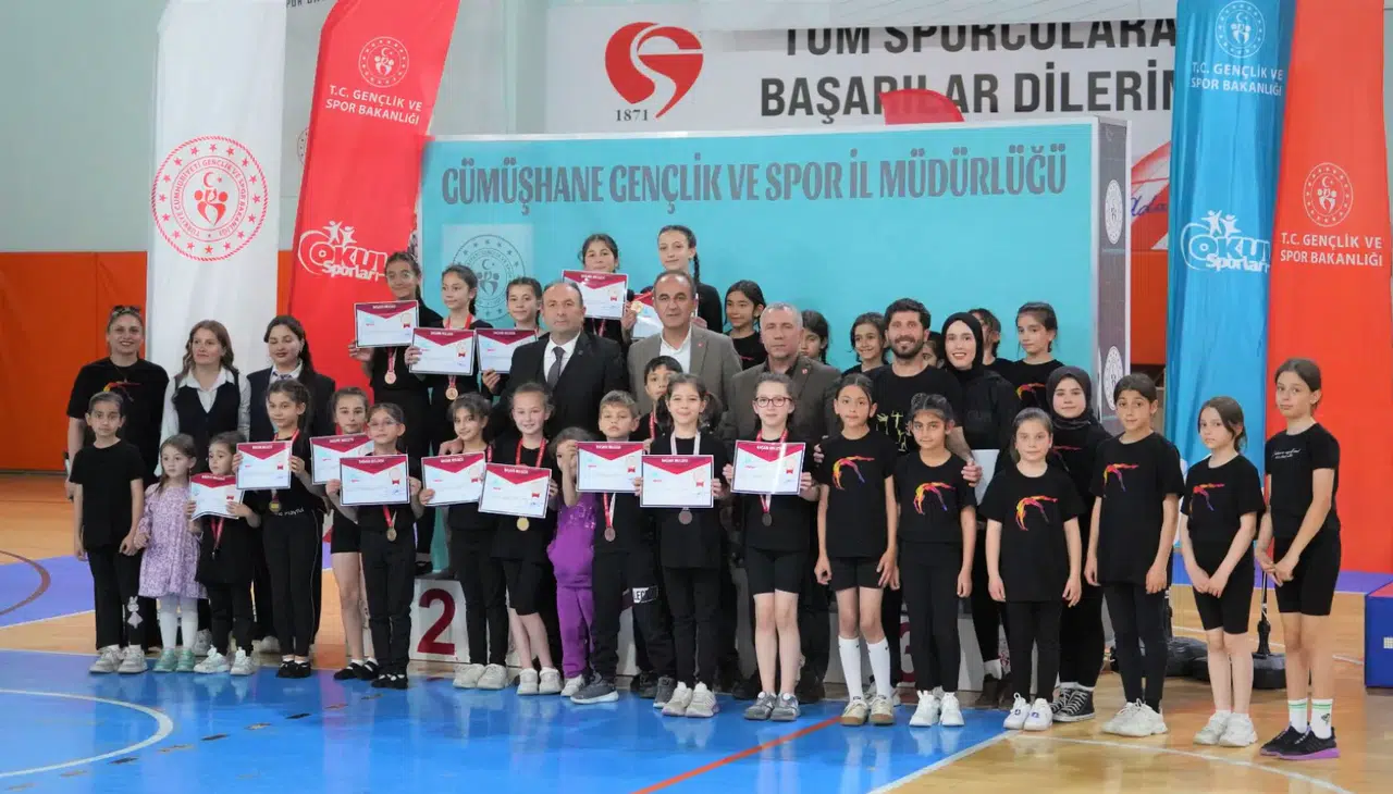 Gümüşhane'de ilk kez düzenlenen jimnastik turnuvasında madalya heyecanı