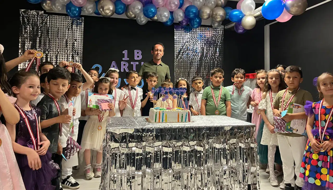 Gümüşhane Aysın Rafet İlkokulunda Okuma Bayramı Etkinliği Düzenlendi
