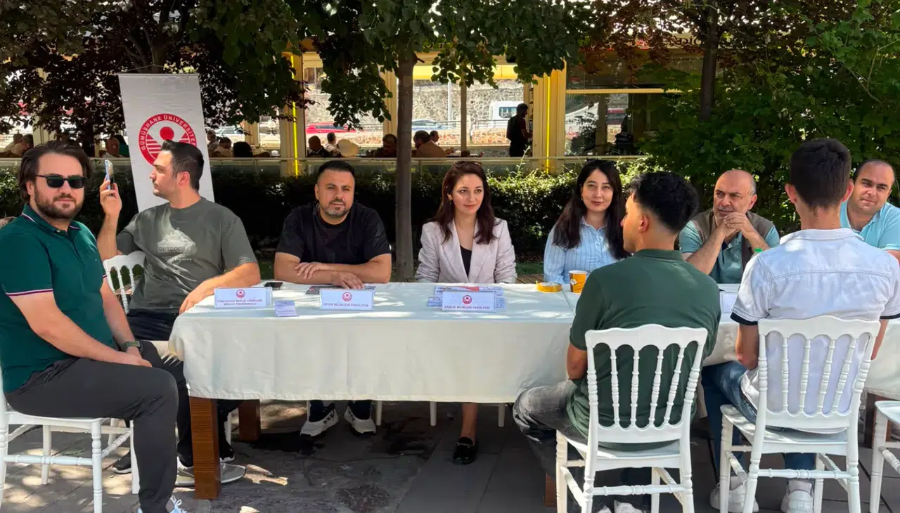 Gümüşhane Üniversitesi tercih döneminde aday öğrencilere rehberlik etti