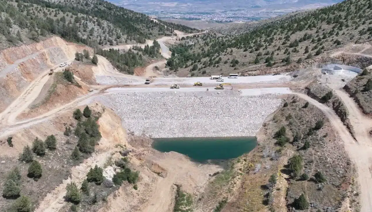 Aşut Göleti Kelkit Tarımına Can Suyu Olacak
