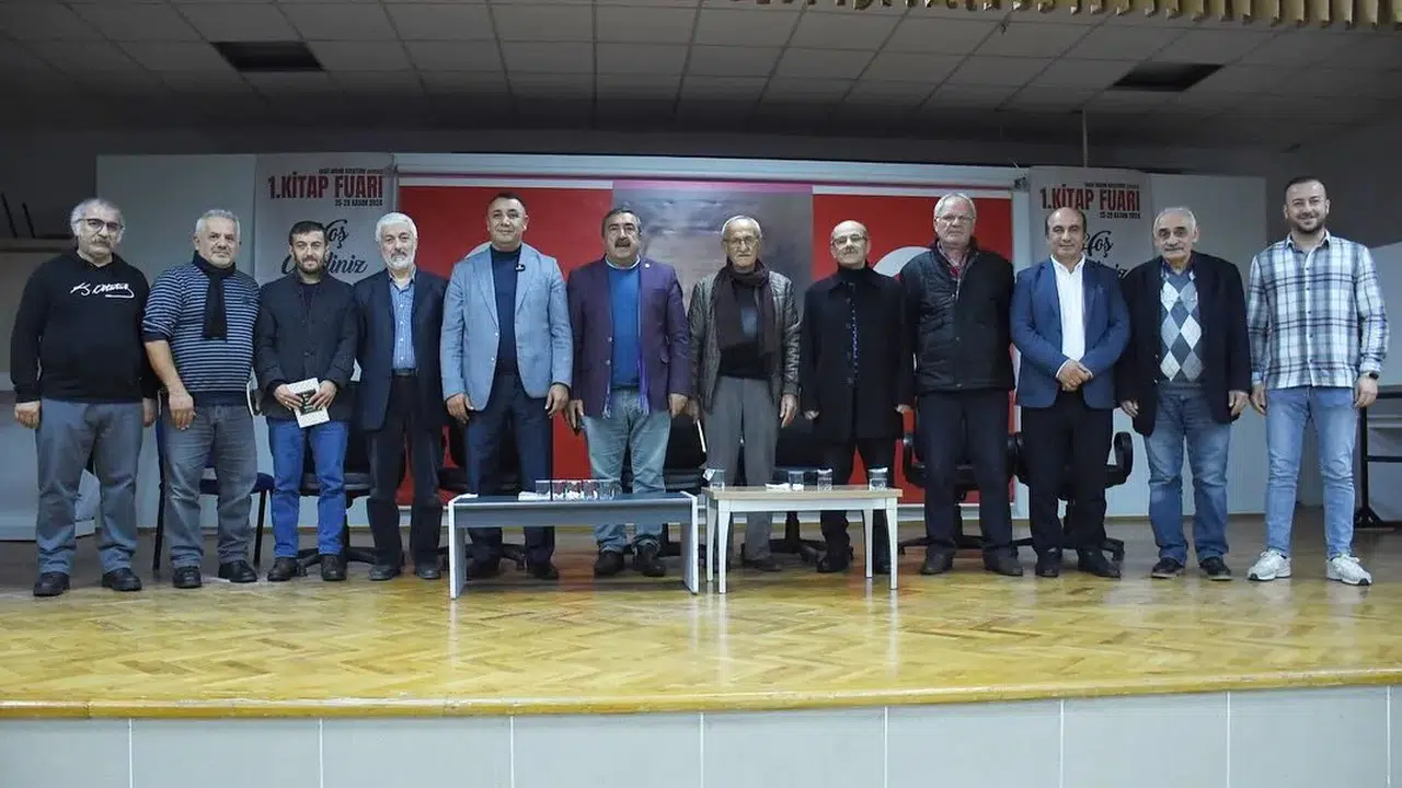 Gümüşhane Belediyesi’nden Turan Tuğlu adına kitap fuarı