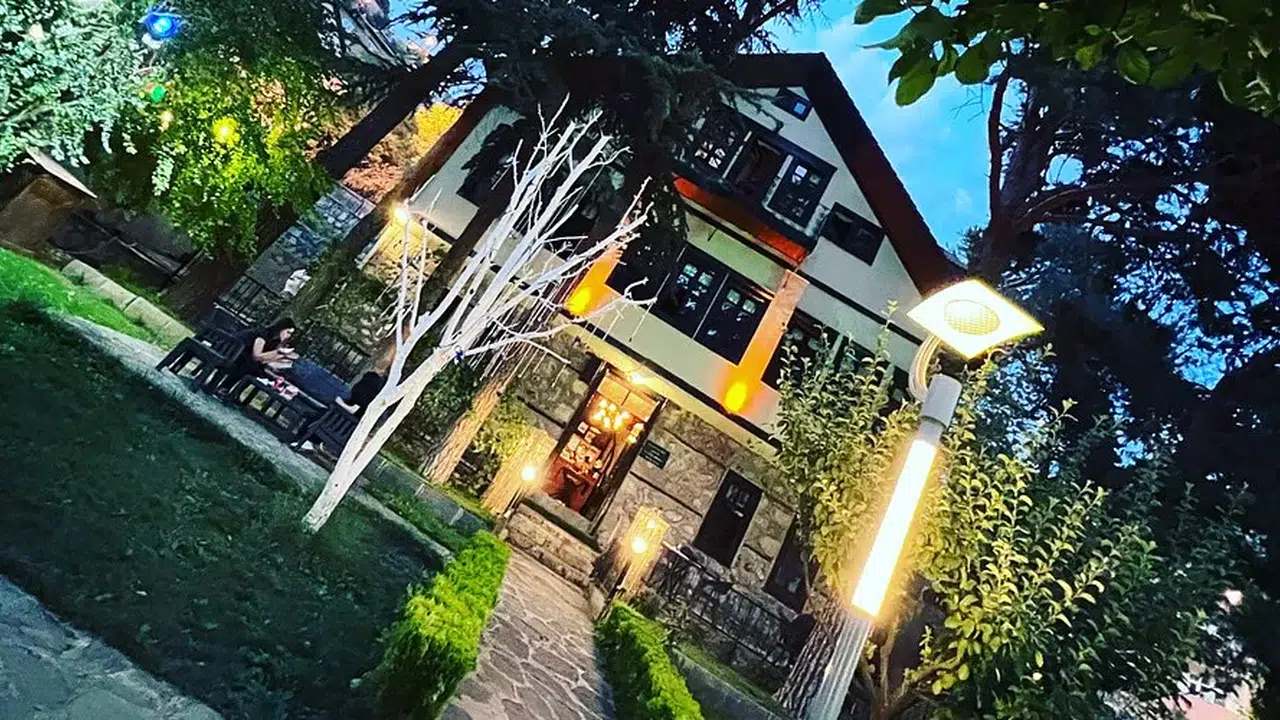 Gümüşhane'de İşletmeciler Dikkat! Artık O Belge Olmadan Canlı Müzik Yapılamayacak: İşte İlk Belgenin Sahibi!