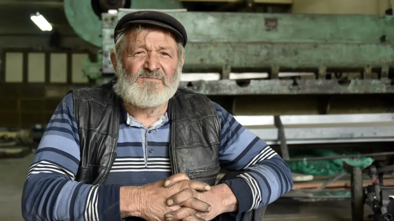 Gümüşhane’nin  Azim Abidesi  Sustu: Şevket Usta’dan Acı Haber Geldi!