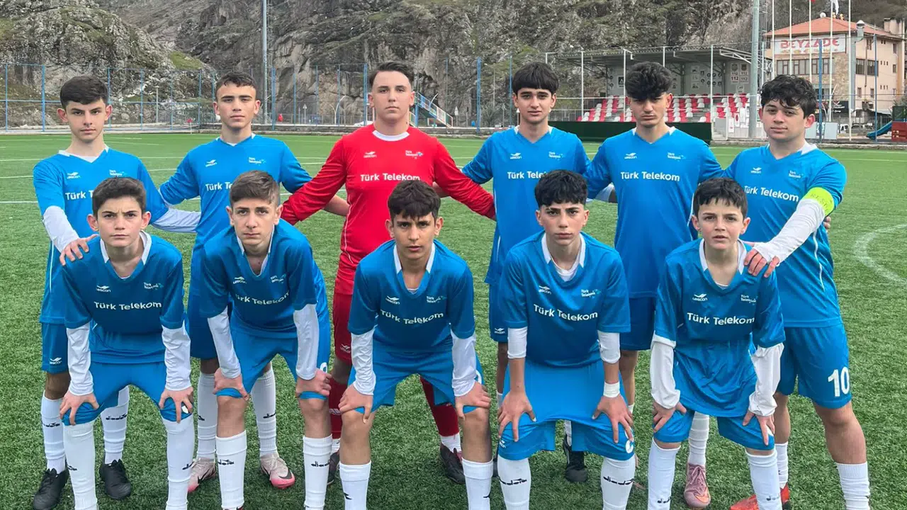 Gümüşhane’de durdurulamayan güç: İki kategori, tek şampiyon!