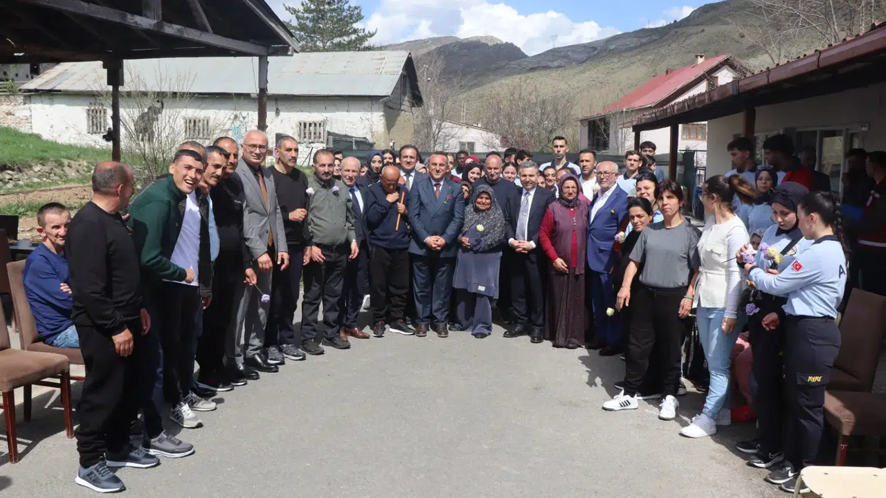 Gülen Yüzler Bakımevi’nde Afet Bilinci ve Toplumsal Duyarlılık Buluşması Gerçekleştirildi