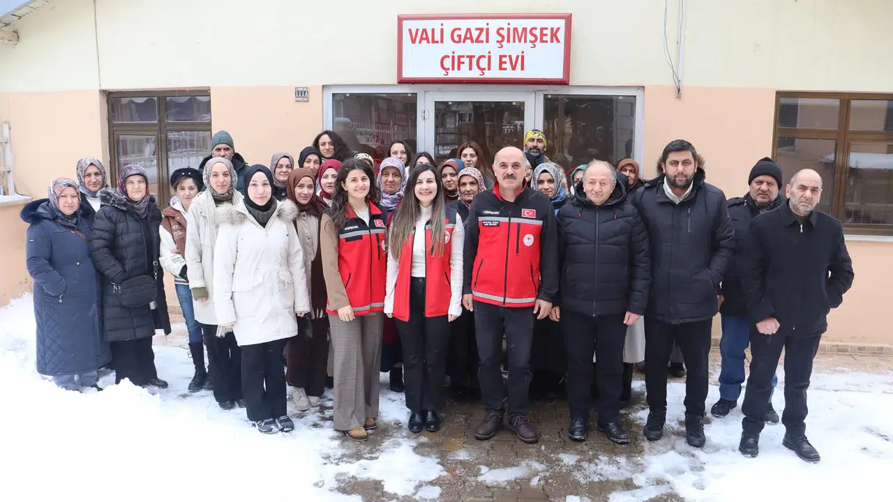 Okul kantini ve yemekhane personeline hijyen eğitimi verildi