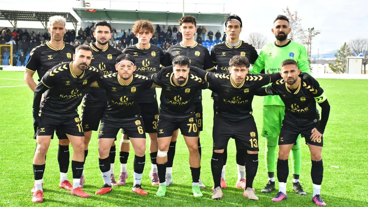 Şiran Yıldızspor ilk yarıyı zirvede kapattı