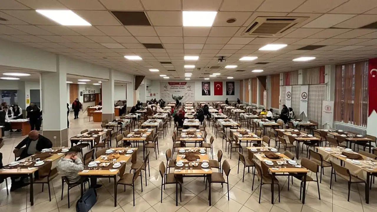 Gümüşhane’de bu yıl da iftar çadırı değil, 'Restor…