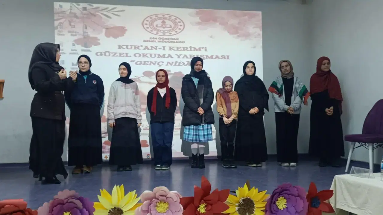 Gümüşhane’de  Genç Nida  Kur’an-ı Kerim’i Güzel Okuma Yarışması İl Finali Tamamlandı