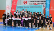 Gümüşhane'de ilk kez düzenlenen jimnastik turnuvasında madalya heyecanı