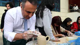 Gümüşhane Üniversitesi’nde Gelenek ve Sanat Buluşması: Dölek Çamuru Kampüste Hayat Buldu