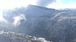 Gümüşhane’de zirveler beyaz gelinliğini giydi, termometreler eksi 6’yı gösterdi