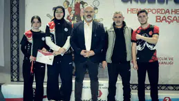 Bu gençler bir harika! Bilekleri bükülmüyor