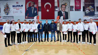 Gümüşhane'de kültürel mirasın kalbi Aydın Doğan Spor Salonu'nda attı