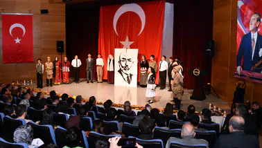 Gümüşhane'de 12 Mart Coşkusu: "Allah Bu Millete Bir Daha İstiklal Marşı Yazdırmasın"