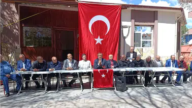Köse'de Siyasi Partiler ve STK'lardan Köse Dağı Tüneli İçin Ortak Deklarasyon: “İkna olmasak Cumhurbaşkanı’na gideceğiz”