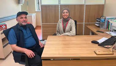 Gümüşhane'de 10 Seansta Yeniden Sesini Kazandı: Yazı Tahtasına Veda Etti