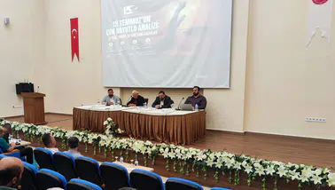Gümüşhane Üniversitesinde Çok Boyutlu 15 Temmuz Paneli Düzenlendi