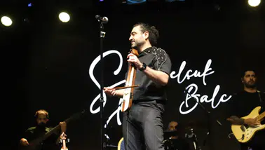Bahçeli Beldesi'nde Yaz Coşkusu: Çocuk Şenliği ve Dev Konser Yoğun Katılımla Gerçekleşti