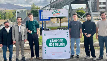 ÜniAK Gümüşhane'den Gençlere Kampüste Sıcak Karşılama