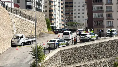 Oltanbey Mahallesi'nde Acı Olay: Direksiyon Başında Kalp Krizi Geçiren Sürücü Kurtarılamadı