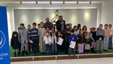 Gümüşhane’de Çocuklar Bu Programda Coştu! Karne Hediyeleri ve Eğlence Bir Arada