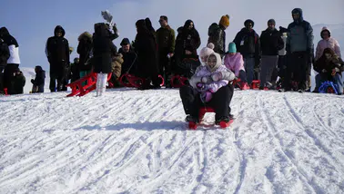 Karnesini Alan Oraya Akın Etti! Zigana Dağı’nda İğne Atsan Yere Düşmüyor