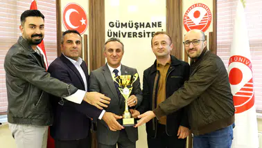Gümüşhane Üniversitesi Masa Tenisi Takımı Kamu Spor Oyunları'nda İl Birincisi Oldu