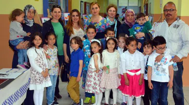 Miniklerden anlamlı resim sergisi