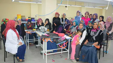 Özkürtün'de çanta fabrikasına adım adım