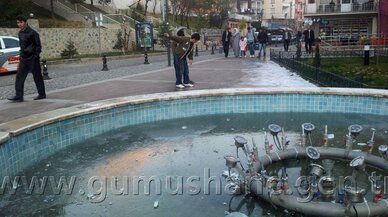 Süs Havuzları "BUZ" Havuzu Oldu