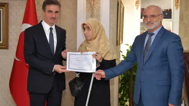 Hafızlık Türkiye birincisinden Vali Baruş’a ziyaret