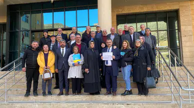 Başkan Canlı ve yönetimi mazbatasını aldı