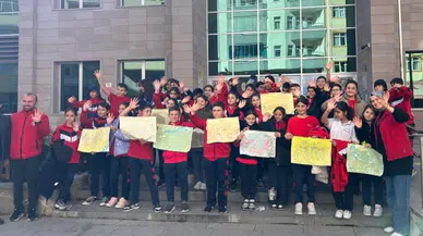 Gümüşhane’de Öğrenciler Hem Eğlendi Hem Öğrendi: "Okullar Merkezimizde"