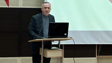 Usta Gazeteciden iletişimcilere uyarı: "Bu meslek zengin olma yeri değil"