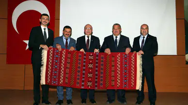 Kelkit’te “Gençlik Çağında Bilgi ve Gelecek Planlaması” konferansı