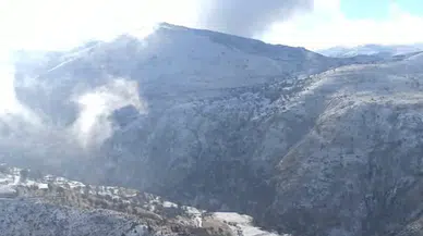 Gümüşhane’de zirveler beyaz gelinliğini giydi, termometreler eksi 6’yı gösterdi