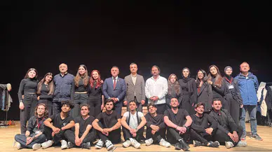 Gümüşhane Üniversitesi Tiyatro Kulübü Sezonu 52 Etkinlikle Tamamladı