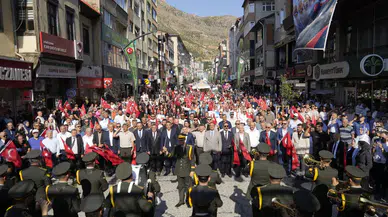 Gümüşhane Caddelerinde Renkli Görüntüler: Altı Ülke Aynı Sahnede Buluştu