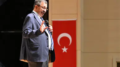 Hayati İnanç’tan Gümüşhane’de gönüllere dokunan sohbet: Son gülen iyi güler