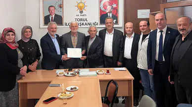 AK Parti'nin Sahada İlk Durağı Torul Oldu: İhtiyaçlar Tek Tek Not Edildi