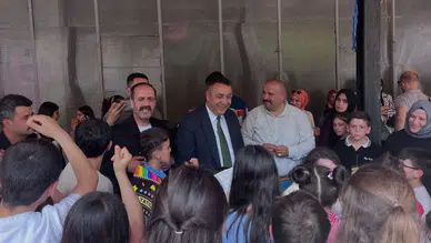 Çocukların Karne Sevinci Ülkü Ocakları'nda Taçlandı
